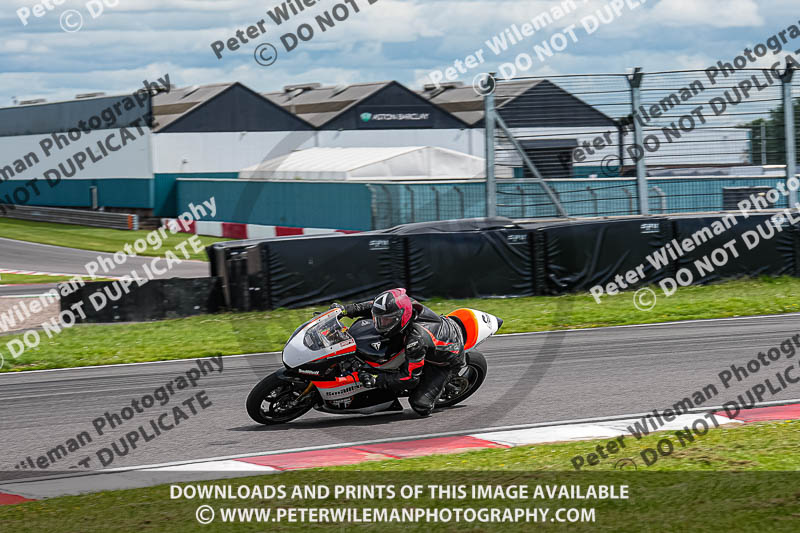 donington no limits trackday;donington park photographs;donington trackday photographs;estoril;event digital images;motorbikes;no limits;no limits trackdays;peter wileman photography;portugal;trackday;trackday digital images;trackday photos